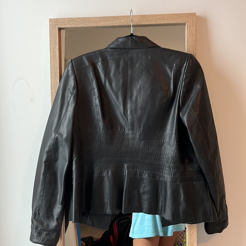 Salvatore Ferragamo leather jacket - Picture 2 of 3